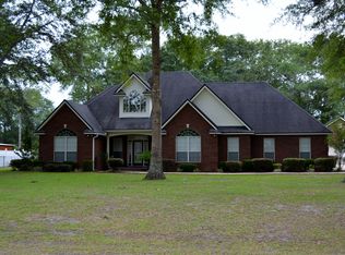 4142 Live Oak Ln, Macclenny, FL 32063