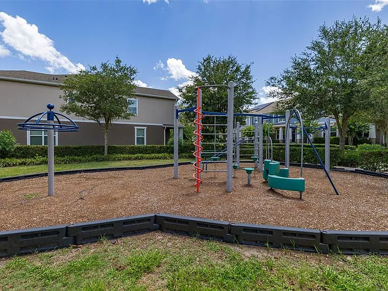 11193 Hanlon Terrace Aly — Photo 46