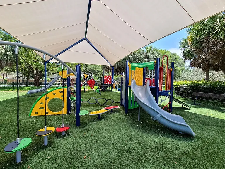 Joe Dimaggio Park (9 min walk)