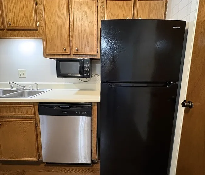 8860 Thomas St #12 — Photo 3
