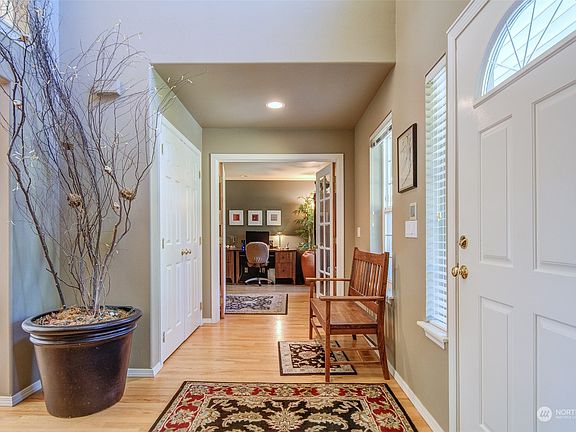 3rd image of 39109 Bear Berry Place NE