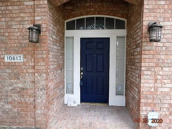 2nd image of 10613 River Oaks Dr