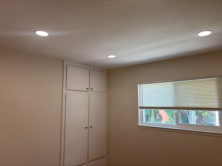 686 Kiely Blvd — Photo 23