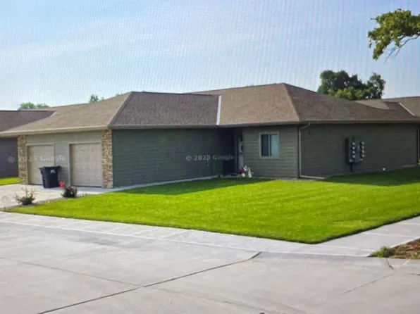 1403 S Adams St #432, Grand Island, NE 68801