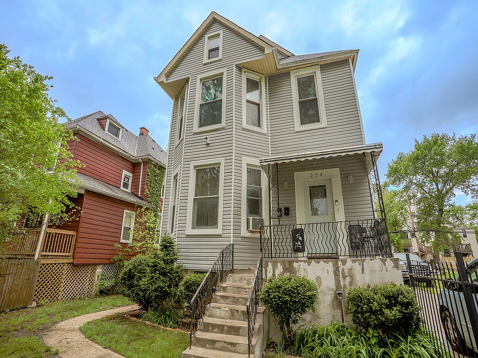 1st image of 224 N Lockwood Ave
