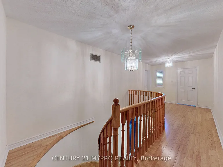 1 Brookwood Dr — Photo 16