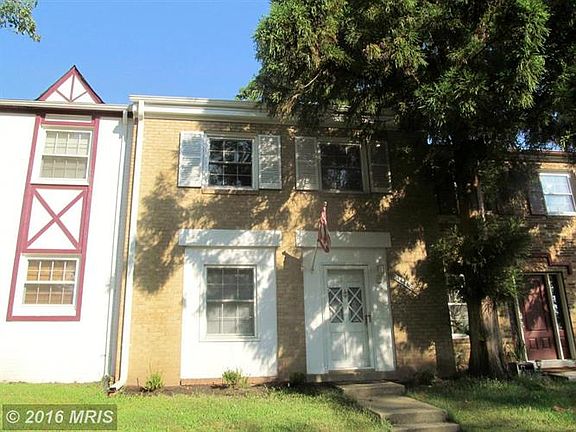 3rd image of 14812 London Towne Sq