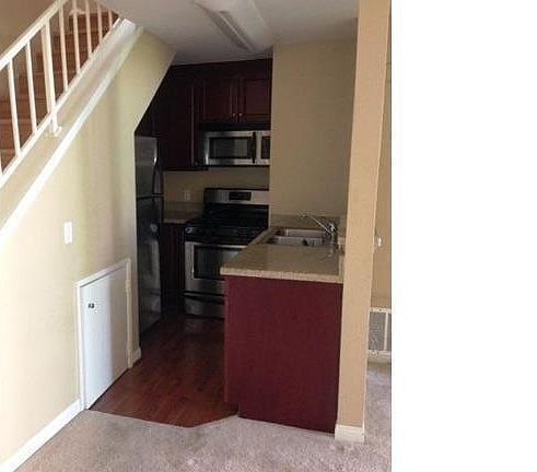 4th image of 5515 Canoga Ave APT 310