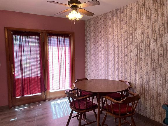 4th image of 3332 Duluth St