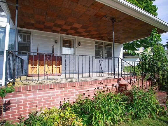 2nd image of 3 Linden Ave