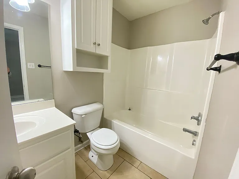 304 Clint Rd #A — Photo 2