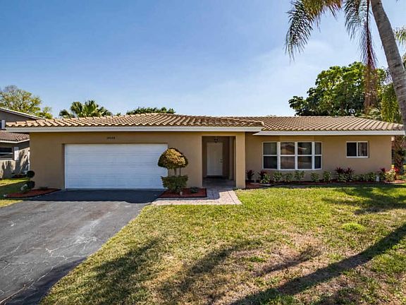 2nd image of 10340 NW 41st St