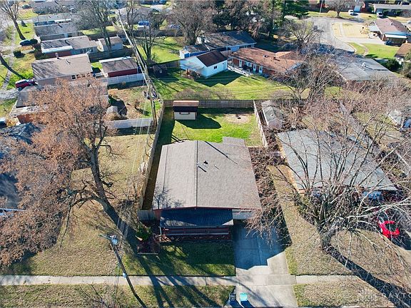 4th image of 4982 Bayside Dr