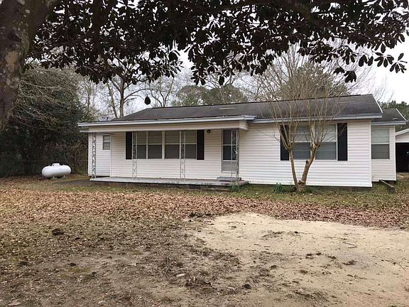 4th image of 310 County Road 1300