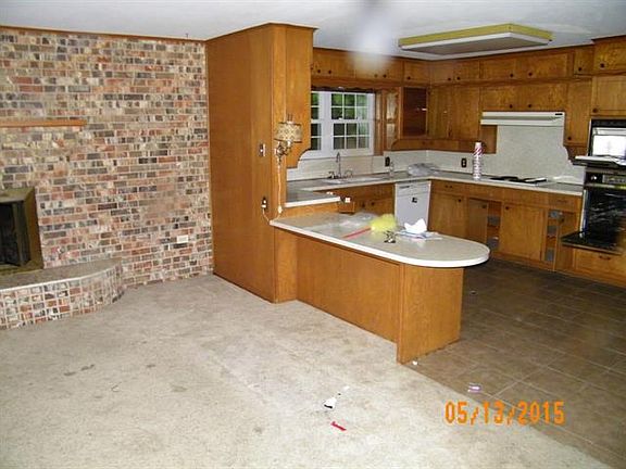 2nd image of 5720 Starlight Dr