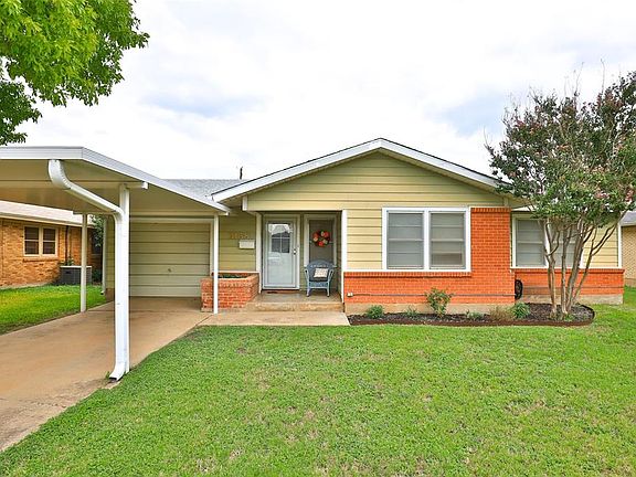 3rd image of 3158 Columbia Dr