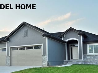 6401 White Fish Dr, Lincoln, NE 68516