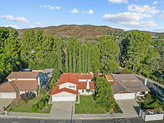2nd image of 6112 Hedgewall Dr