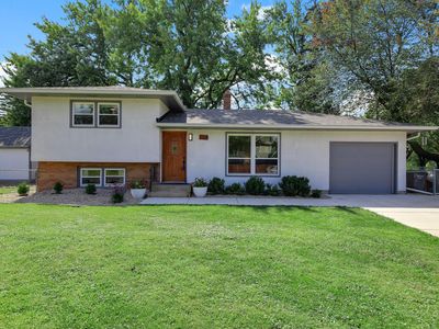 2268 17th Ave E, North Saint Paul, MN, 55109