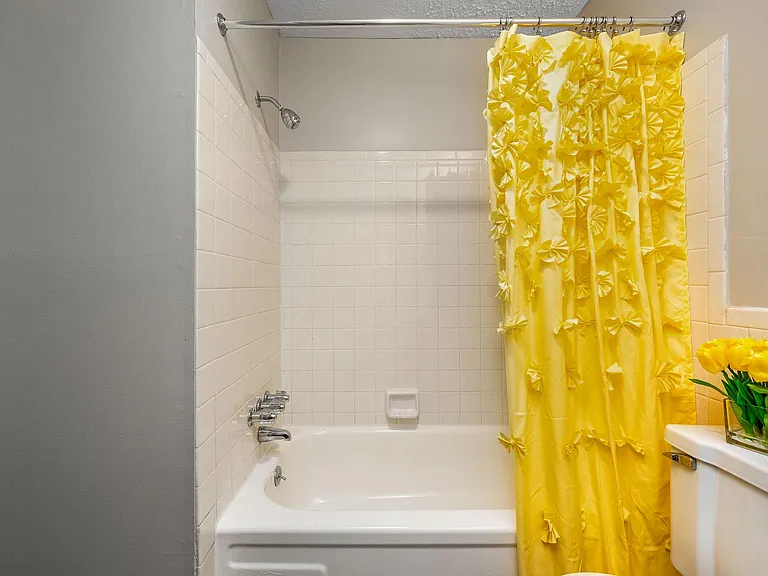 Cedarwood Court — Photo 8