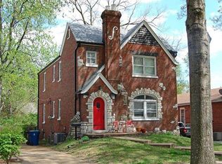 1216 Moorlands Dr #2, Saint Louis, MO 63117