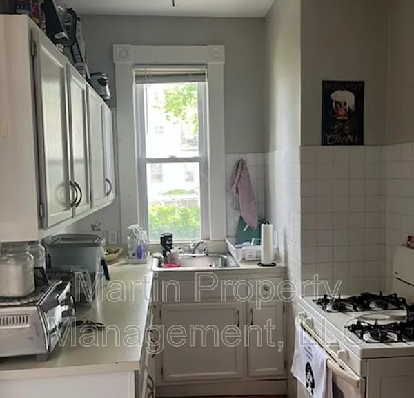 12 Beltran St #1 — Photo 4