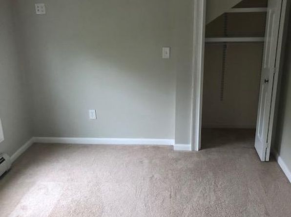 (undisclosed Address), North Yarmouth, ME 04097