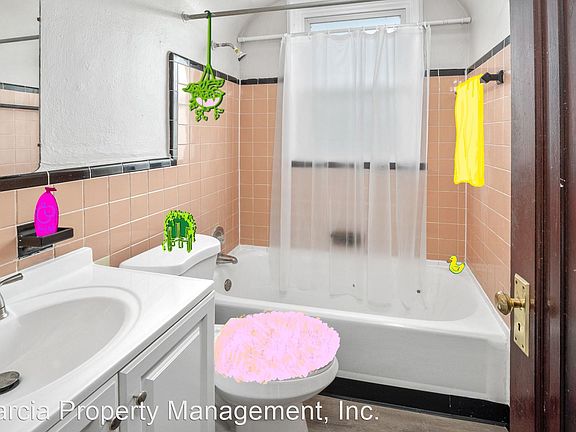 2nd image of 5743-5751 Chippewa St #1S