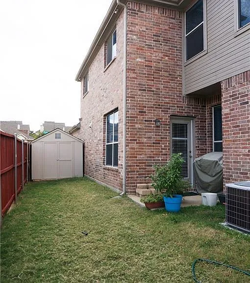 1037 Kyan Ln — Photo 25