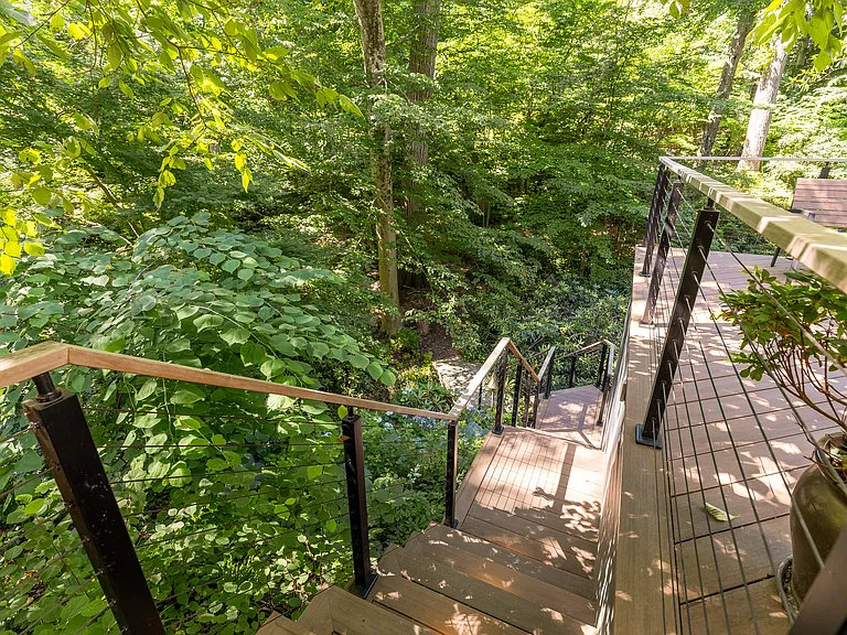 2952 Macomb St NW — Photo 47