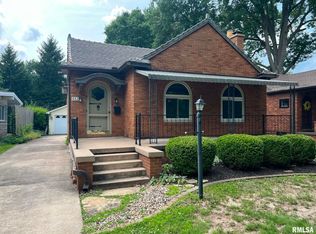 632 Lincoln Dr, Macomb, IL 61455