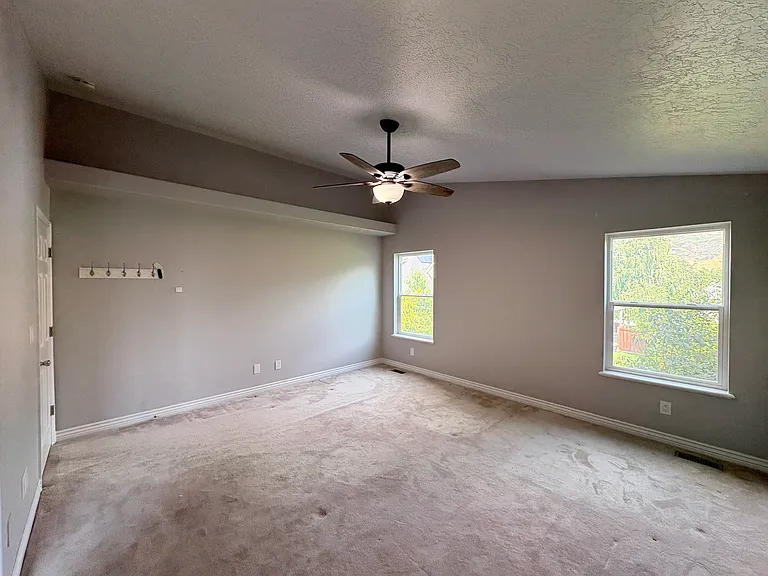 428 N 1200 E — Photo 16
