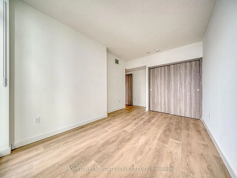 1 Concord Cityplace Way #36201 — Photo 5