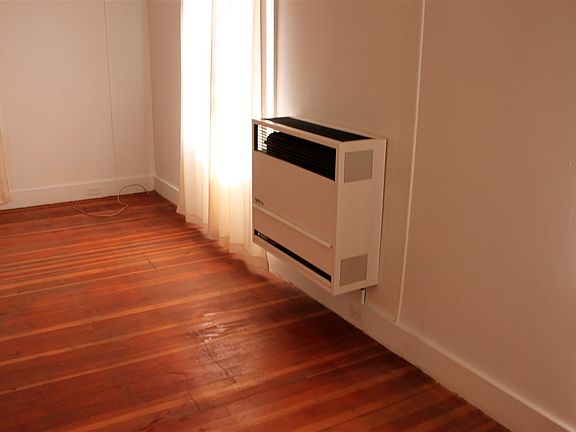 5th image of 117 Elm St
