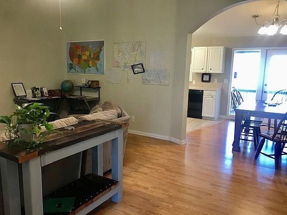 5th image of 8 Morris Ln