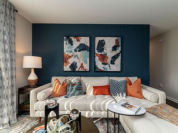 Spacious living room