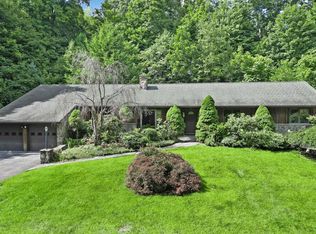 1169 Ridgebury Rd, New Hampton, NY 10958