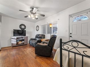 565 Smith St, Pea Ridge, AR 72751