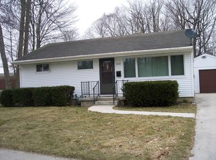 2218 Granger Rd, Manitowoc, WI 54220