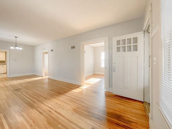 3rd image of 1445 Plum St