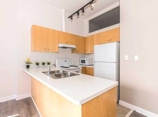 700 King St W #917, Toronto, ON