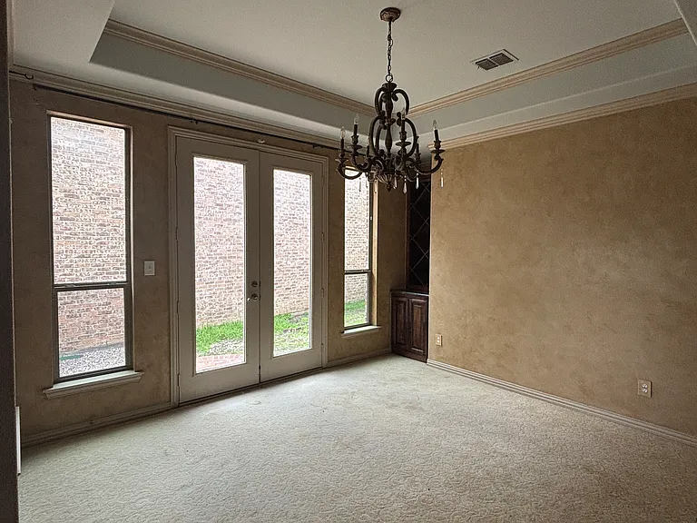 7005 Kenswick Dr — Photo 9