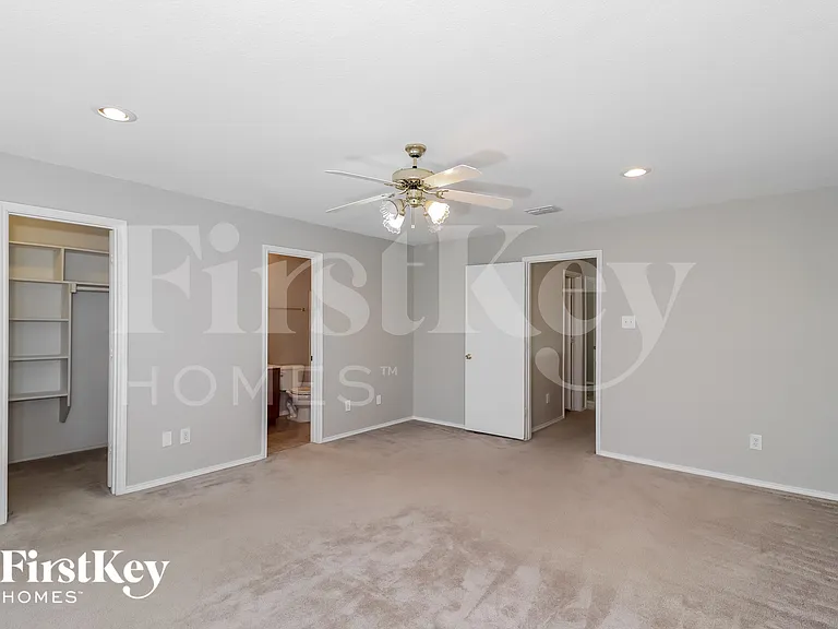6933 Meadow Way Ln — Photo 8