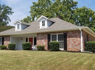 1517 Hawthorne Pl, Clinton, MS 39056