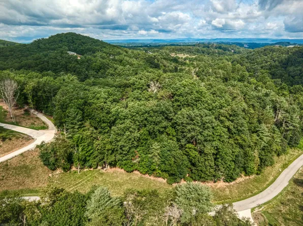 1951 Cold Mountain Rd, Radford, VA 24141