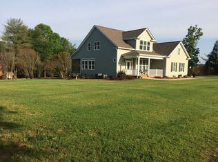 200 Jones Rd, Taylors, SC 29687