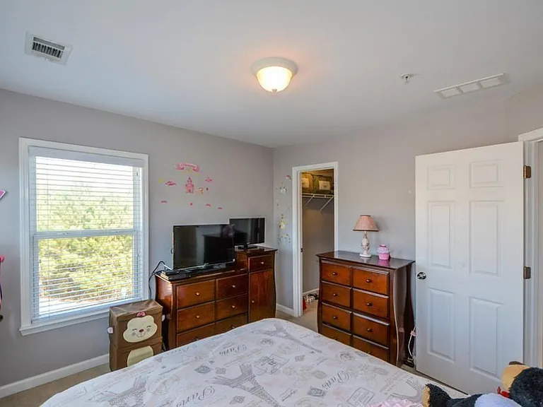 6135 Indian Wood Cir SE — Photo 19