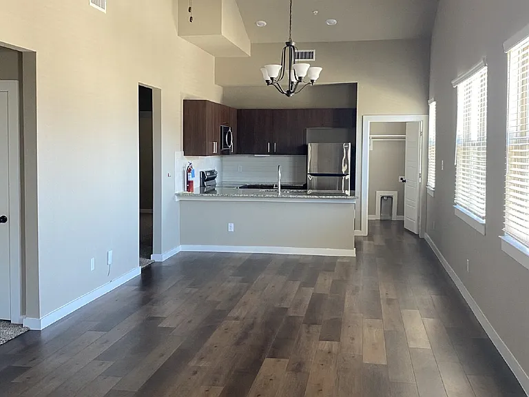 655 Harvest Moon Dr — Photo 8
