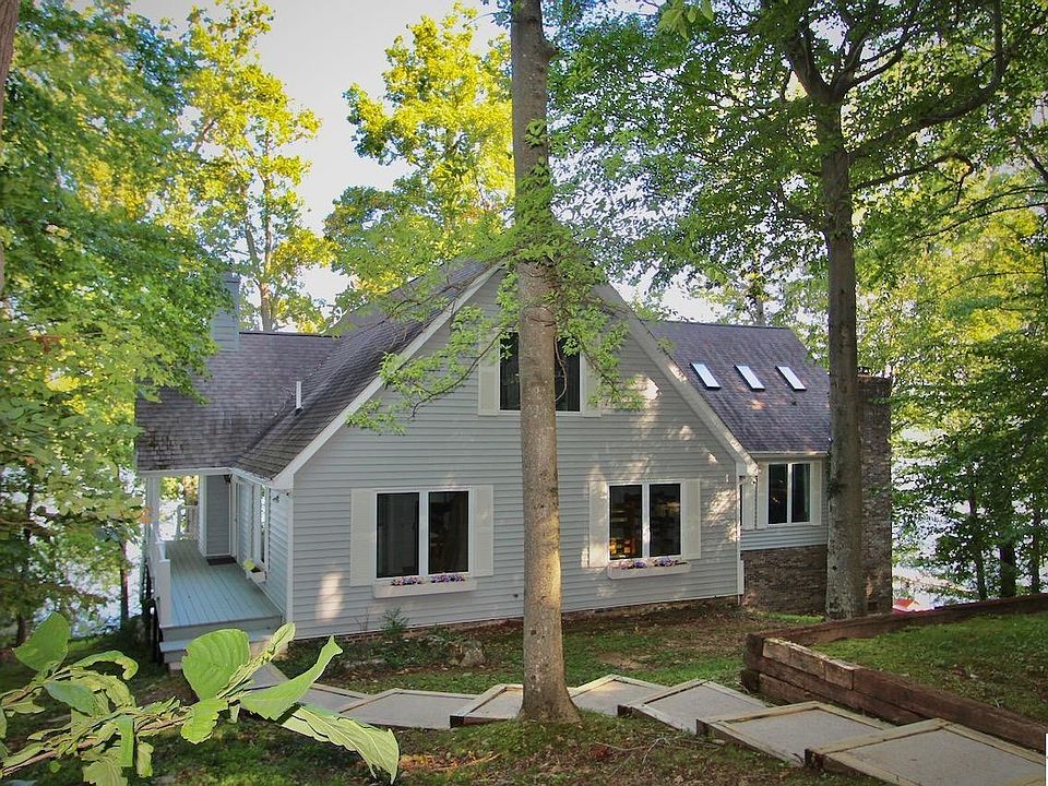 1st image of 58 Treadway Ln