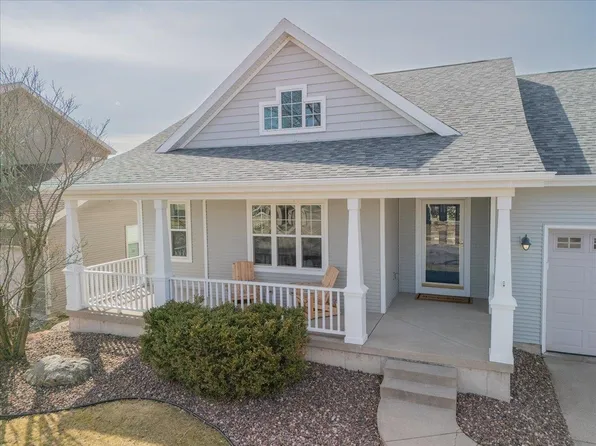 220 Red Birch Run, Madison, WI 53718